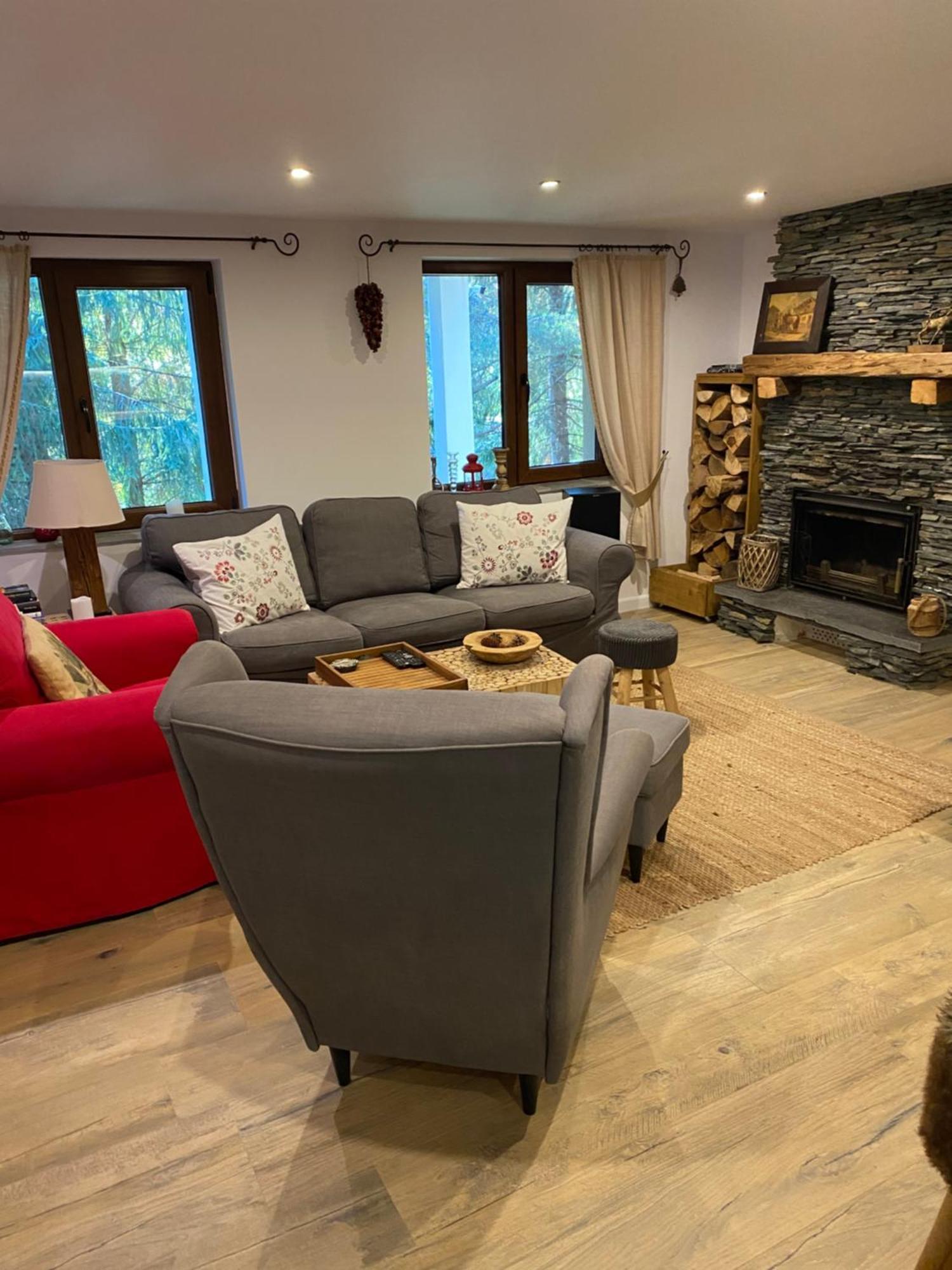Mountain Chalet - Cabana La Muntele Baisorii Muntele Cacovei  Zewnętrze zdjęcie